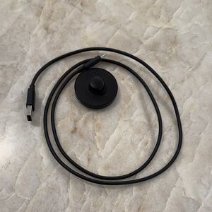 Oura Ring Gen 3 Size 8 Charger